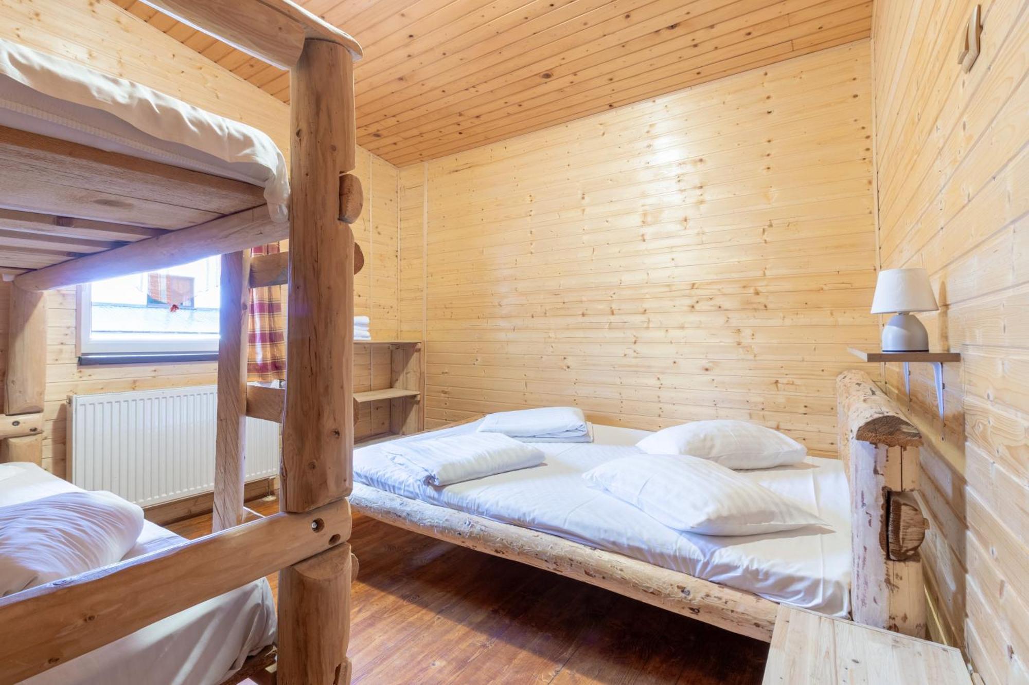 Resort 7 Crai - Cabana Tamas Zărneşti Esterno foto